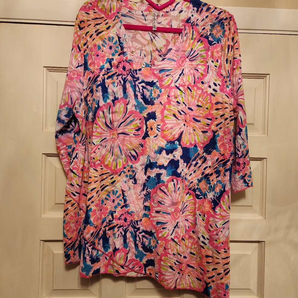 LuluB V Neck Hot Pink Floral, Buttons, Front Flap, Shorter On 1 Side Summer Cool